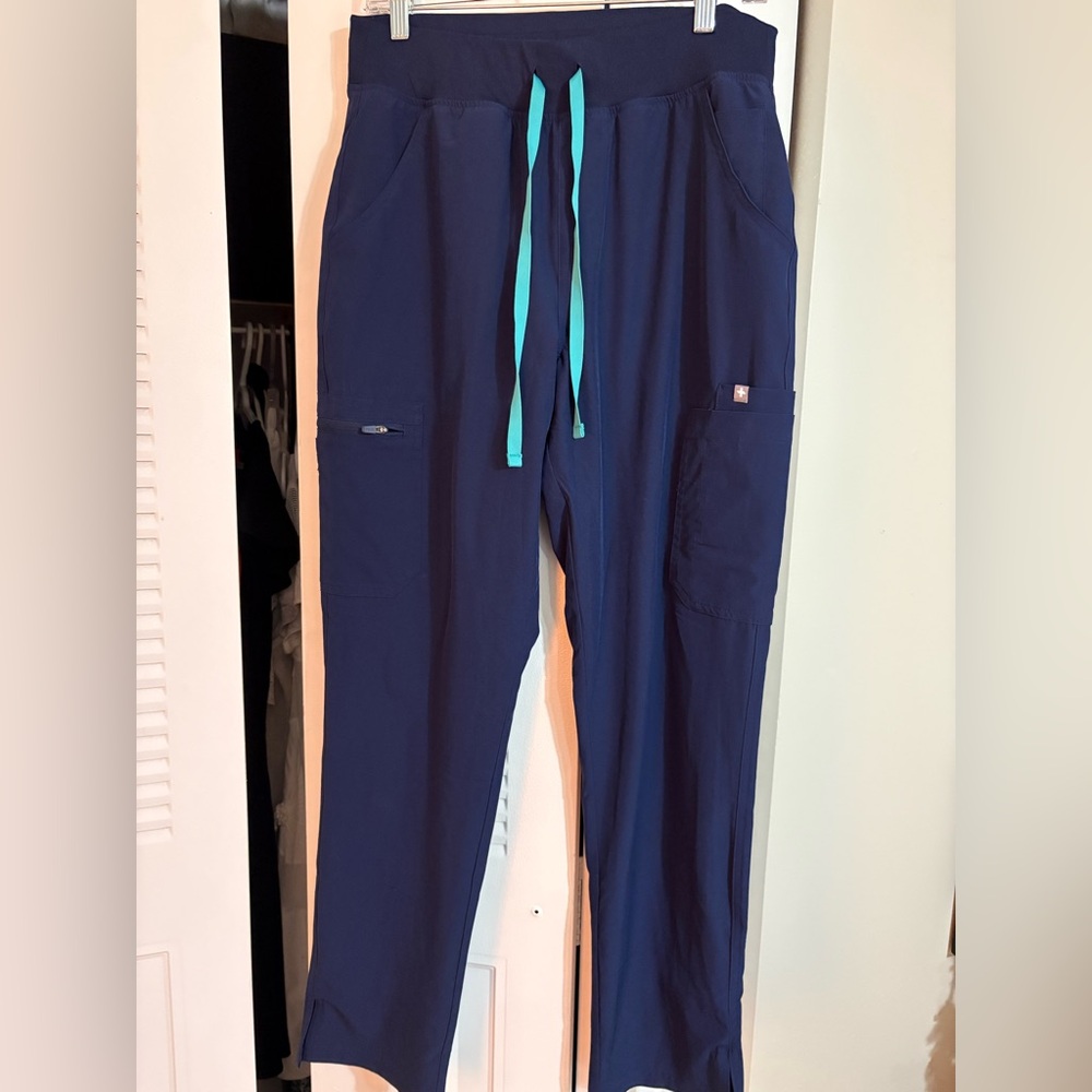 Figs Navy FREEx ™ Lined Yola™ High Waisted - Skinny Scrub Pants